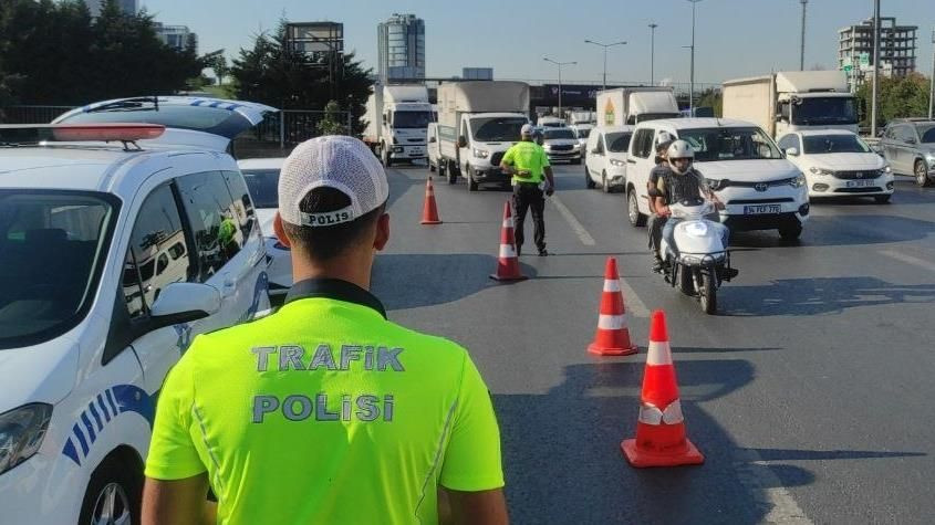 Çakar Kullananlar Dikkat: 96 Bin Lira Ceza Kapıda - Sayfa 10