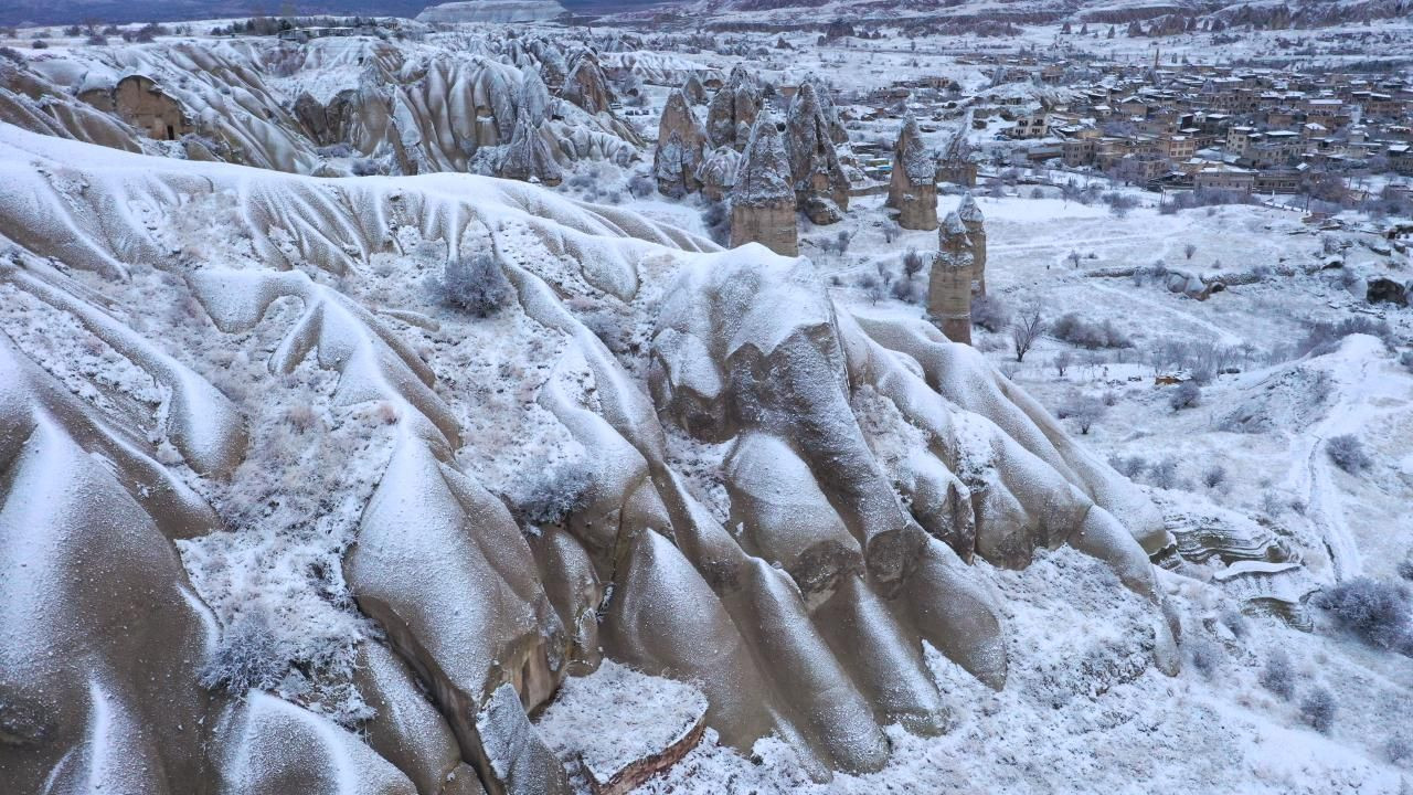 Meteoroloji 48 ili uyardı: Fırtına, sağanak ve kar geliyor - Sayfa 34