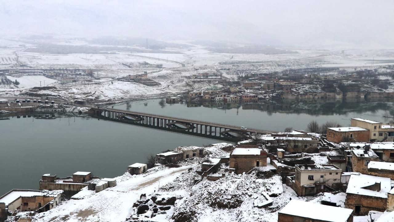 Meteoroloji 48 ili uyardı: Fırtına, sağanak ve kar geliyor - Sayfa 8