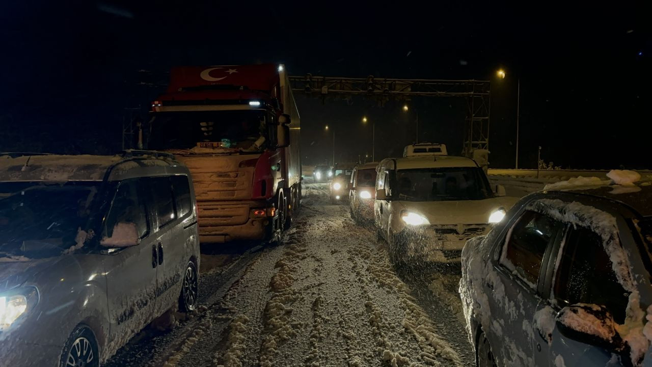 Bolu Dağı Tüneli'nde zincirleme kaza! Tünel ulaşıma kapatıldı - Sayfa 4