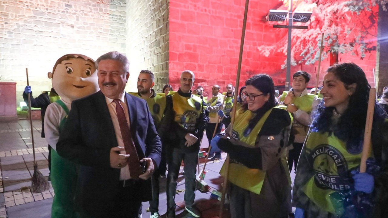 Melikgazi Belediyesi ve Erciyes Üniversitesi'nden temiz çevre farkındalık etkinliği