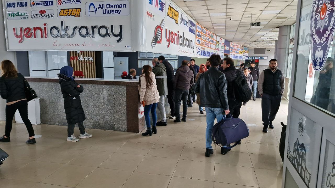 Kar yağışı, şehirlerarası otobüs seferlerini aksattı - Sayfa 5