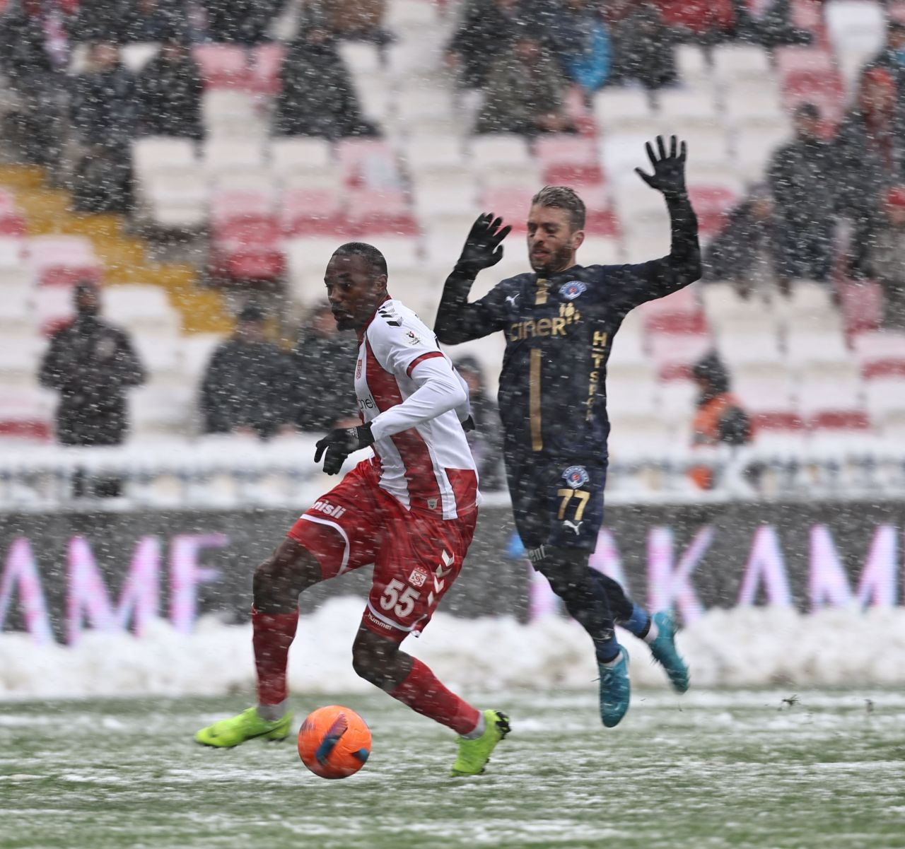 Sivas deplasmanında kar var, gol yok - Sayfa 8