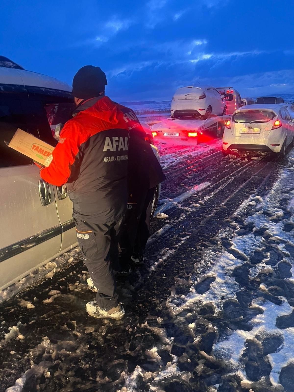 25 İl İçin Sarı, 13 İl İçin Turuncu Uyarı: AFAD'dan Hava Koşulları Açıklaması - Sayfa 1