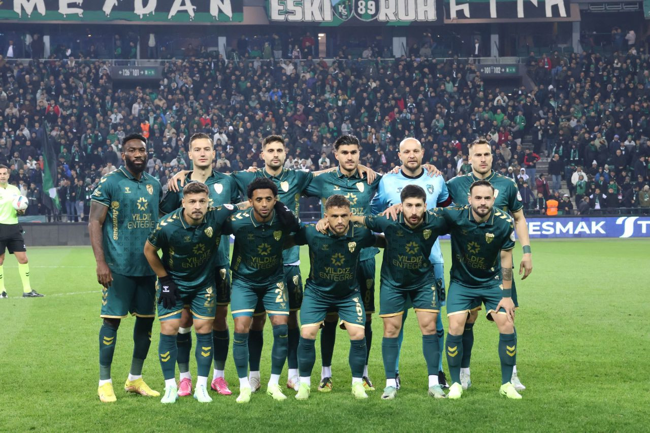 Son Dakika Golüyle Kocaelispor-Bandırmaspor Maçı 2-2 Tamamlandı - Sayfa 3