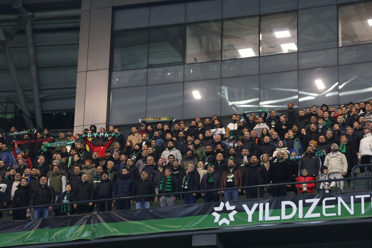 Son Dakika Golüyle Kocaelispor-Bandırmaspor Maçı 2-2 Tamamlandı - Sayfa 8