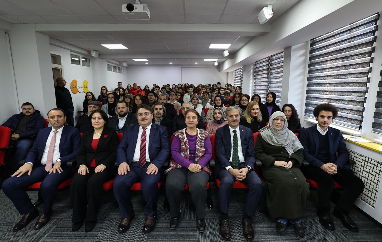 Başkan Alemdar’ın Söz Verdiği Konferans Salonu Açıldı - Sayfa 1