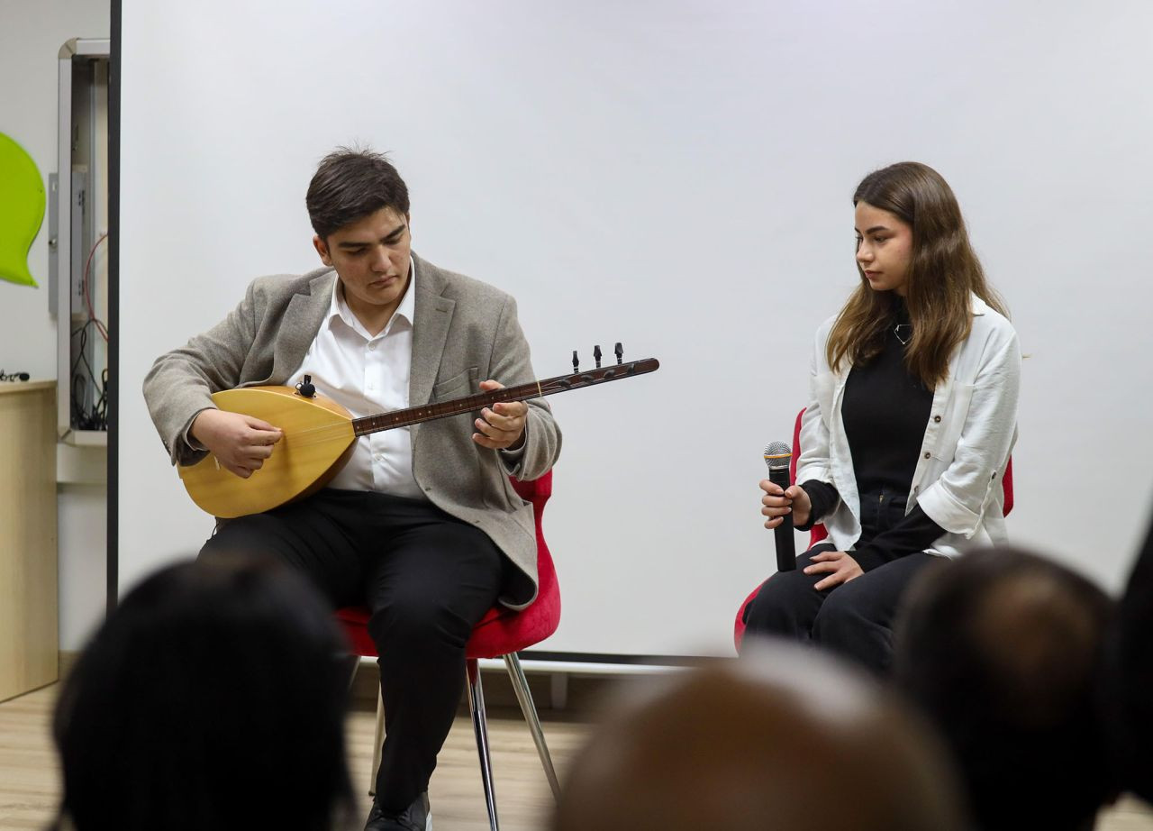 Başkan Alemdar’ın Söz Verdiği Konferans Salonu Açıldı - Sayfa 16