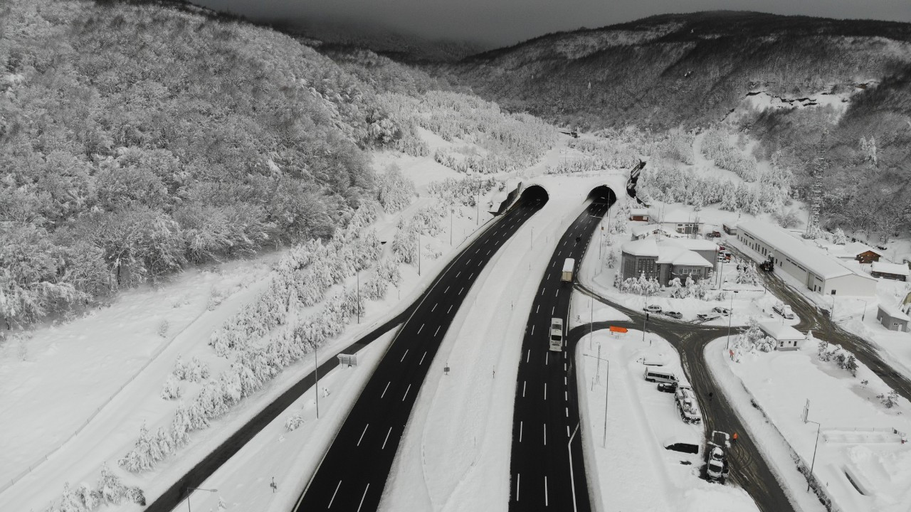 Bolu Dağı Tüneli geçişi havadan görüntülendi