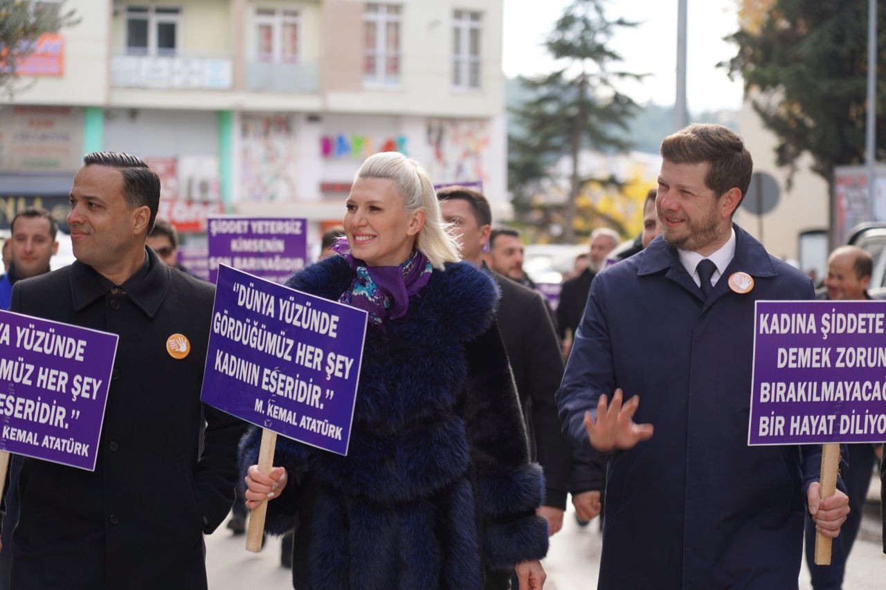 ‘Kadına Karşı Şiddete Hayır' demek için Bilecikli erkekler yürüyüş yaptı - Sayfa 2