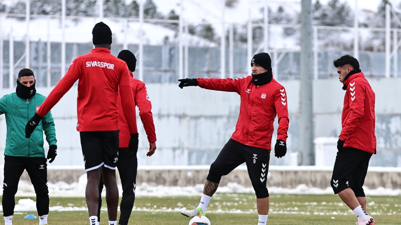 Sivasspor, Antalyaspor maçı hazırlıklarına başladı