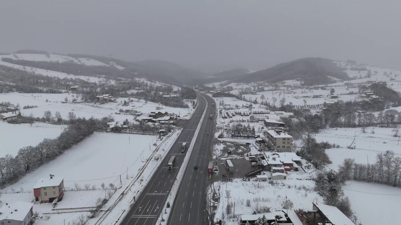 Samsun'un yüksek kesimleri beyaza büründü - Sayfa 1