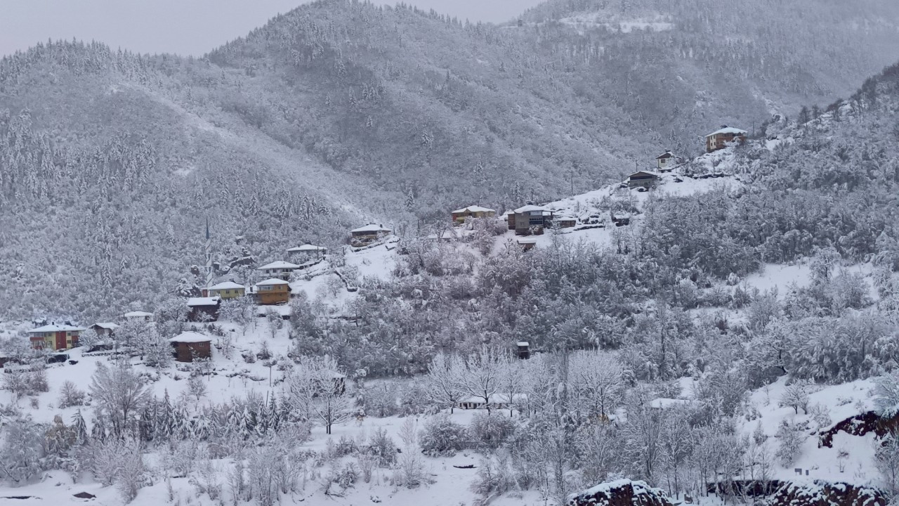 Ordu’da 16 İlçede Kar Yağışı Nedeniyle Eğitime Ara Verildi