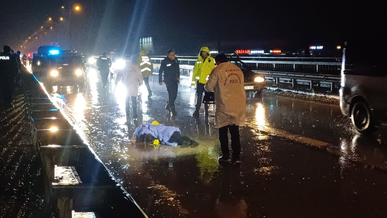 Düzce'de Minibüsün Çarptığı Yaya Hayatını Kaybetti - Sayfa 1