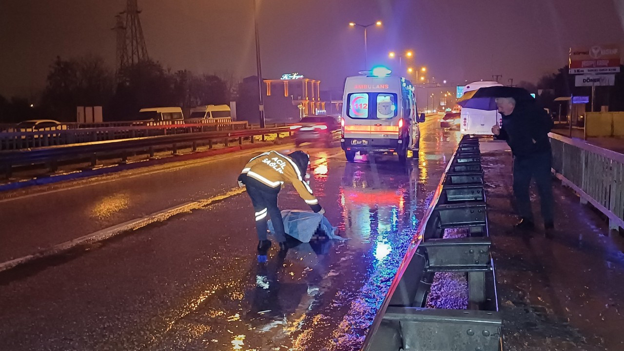 Düzce'de Minibüsün Çarptığı Yaya Hayatını Kaybetti