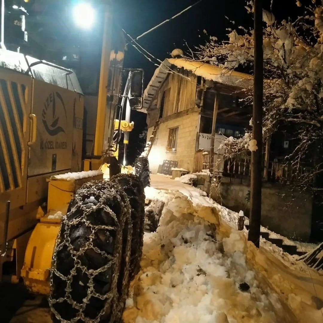 Rize’de Kar Yağışı: Mahsur Kalan 7 Kişi Kurtarıldı - Sayfa 2