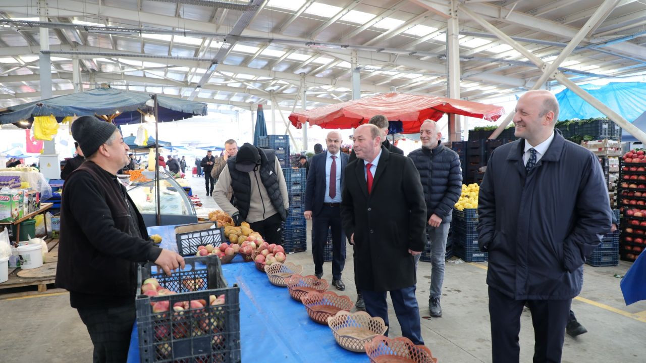 Başkan Ata ve Kaymakam Balcı pazaryerini ziyaret etti - Sayfa 4