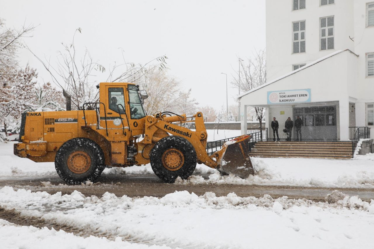 Bitlis'te 78 köy yolu ulaşıma açıldı - Sayfa 3