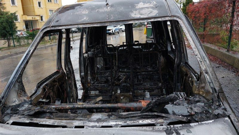 Samsun'da Seyir Halindeki Araç Tamamen Yandı - Sayfa 1