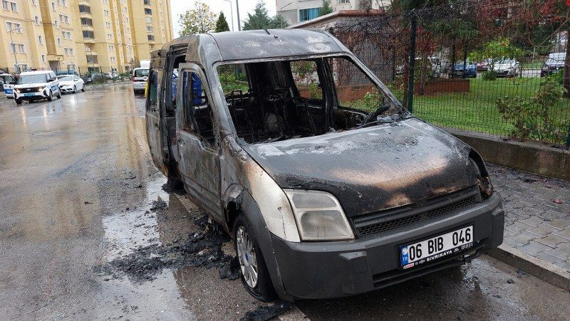 Samsun'da Seyir Halindeki Araç Tamamen Yandı - Sayfa 4