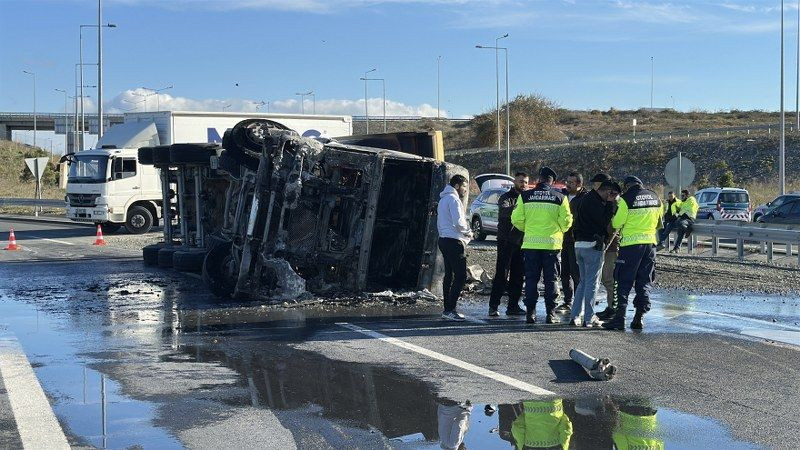 İstanbul Havalimanı Kavşağında Hafriyat Kamyonu Yandı! - Sayfa 7