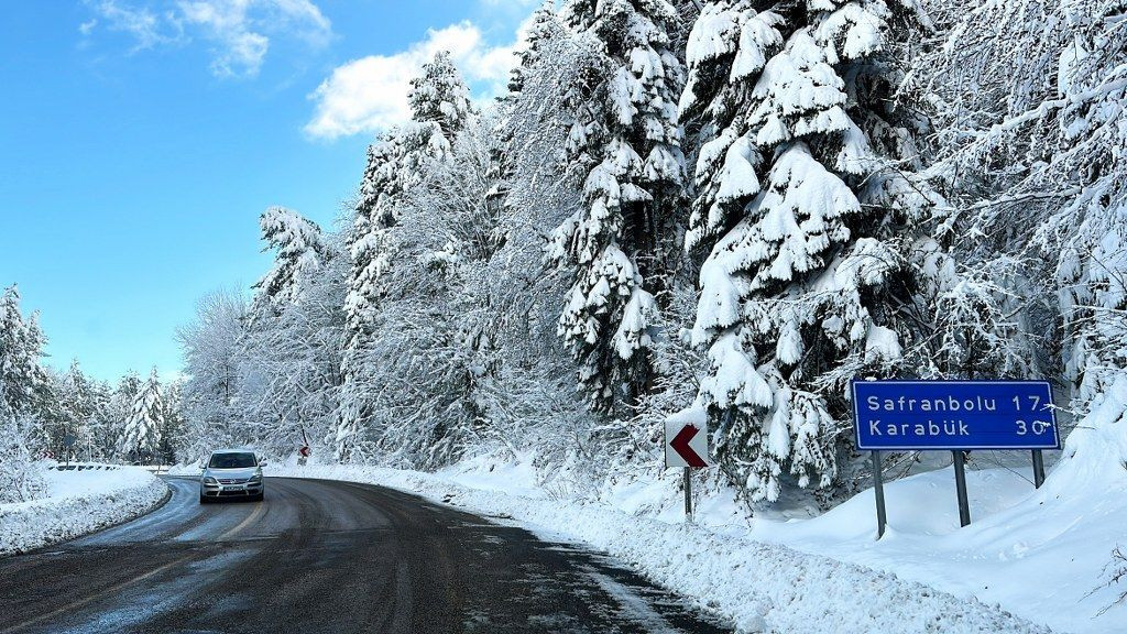 Karabük’te kar ve sis görsel şölen oluşturdu - Sayfa 6