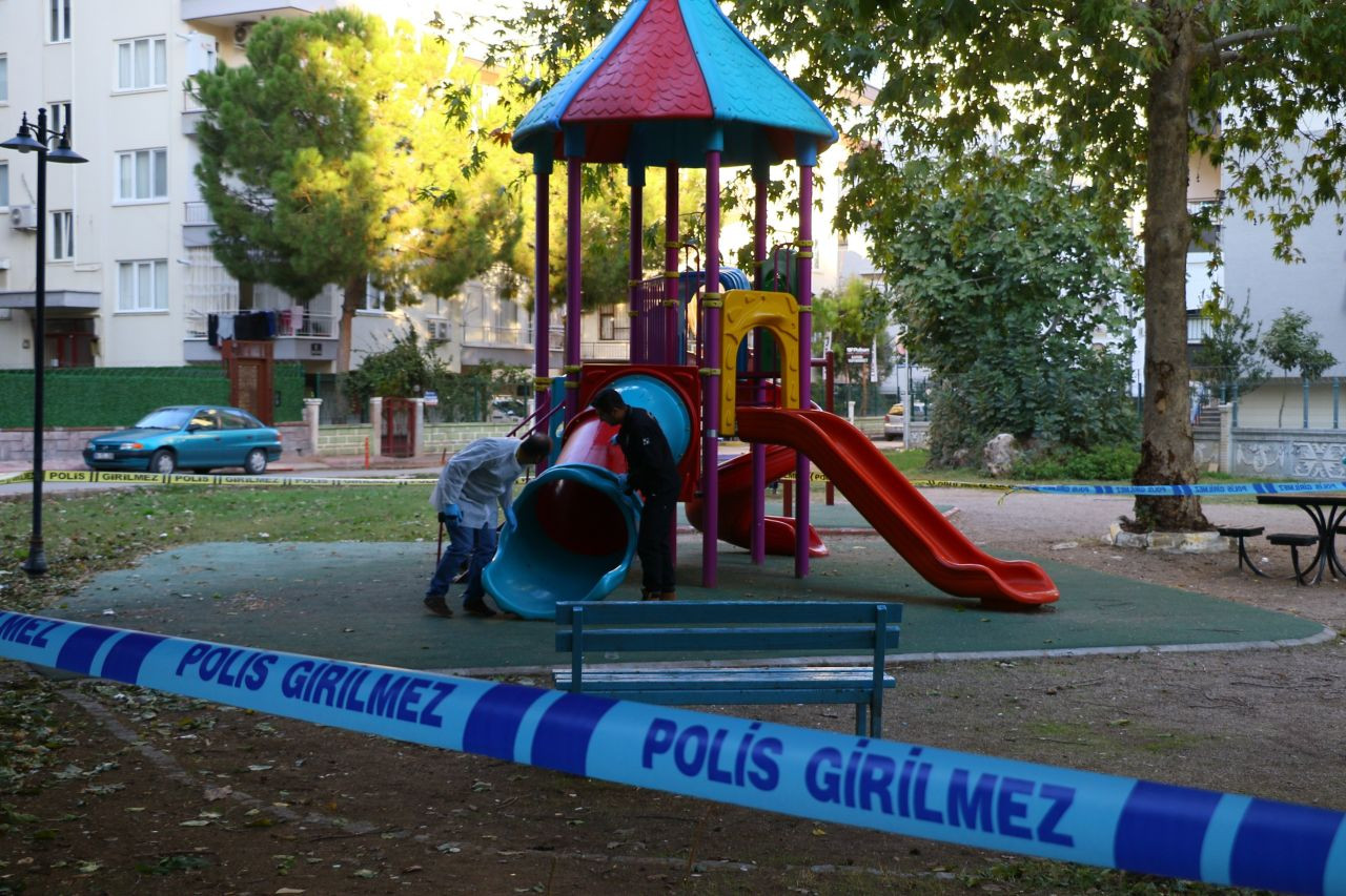 Antalya'da Çocuk Parkında Silahlı Saldırı: 2 Çocuk Yaralandı - Sayfa 1