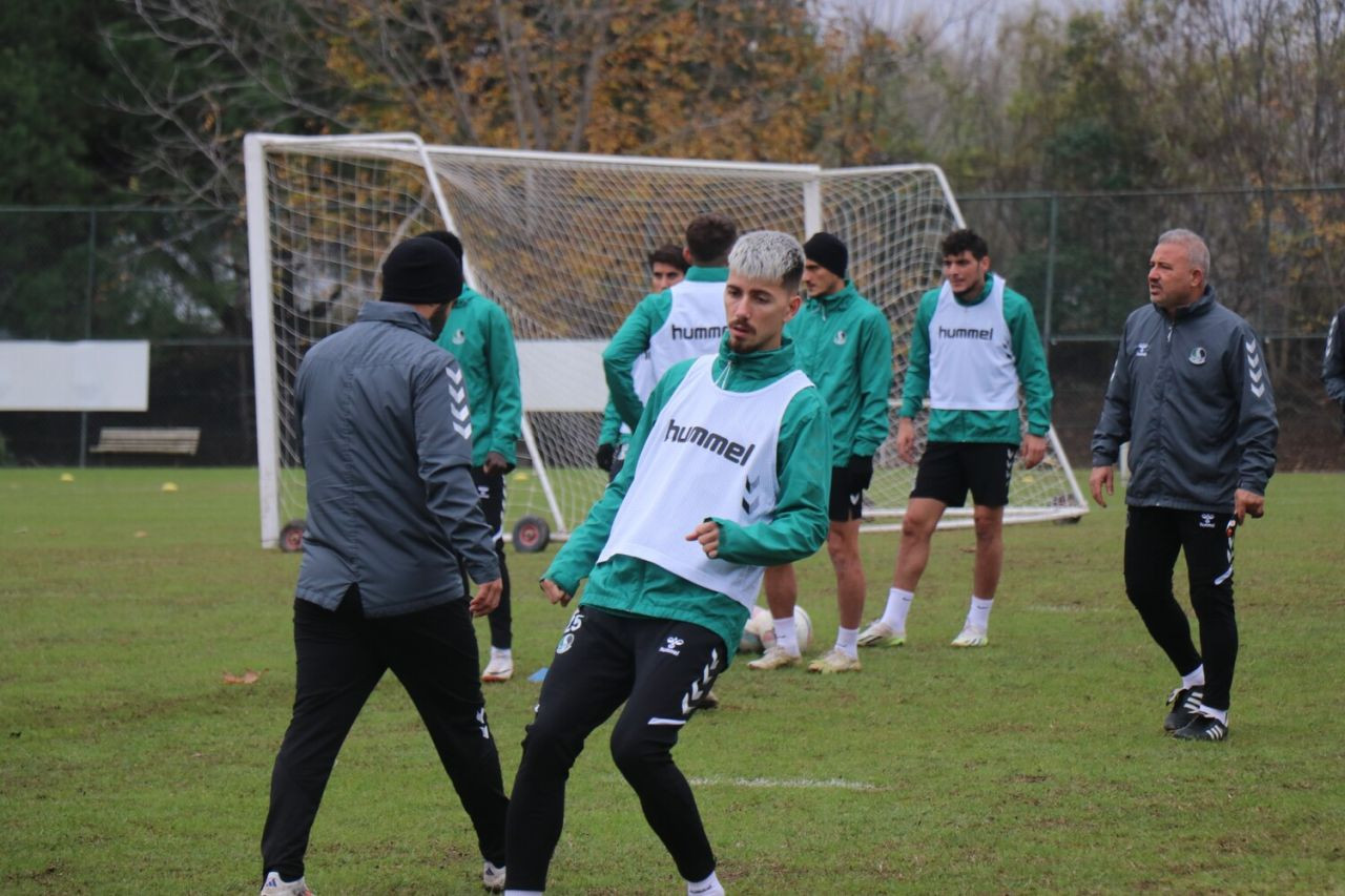 Sakaryaspor'dan Boluspor Mesaisi: Mesut Bakkal Yönetiminde Yoğun Tempo - Sayfa 3