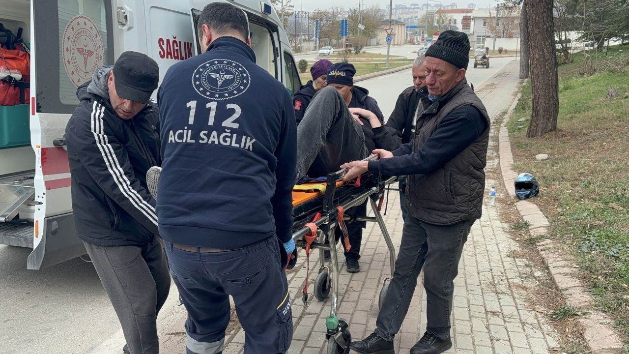 Edirne’de Motosikletten Düşen Sürücü Yaralandı! - Sayfa 1