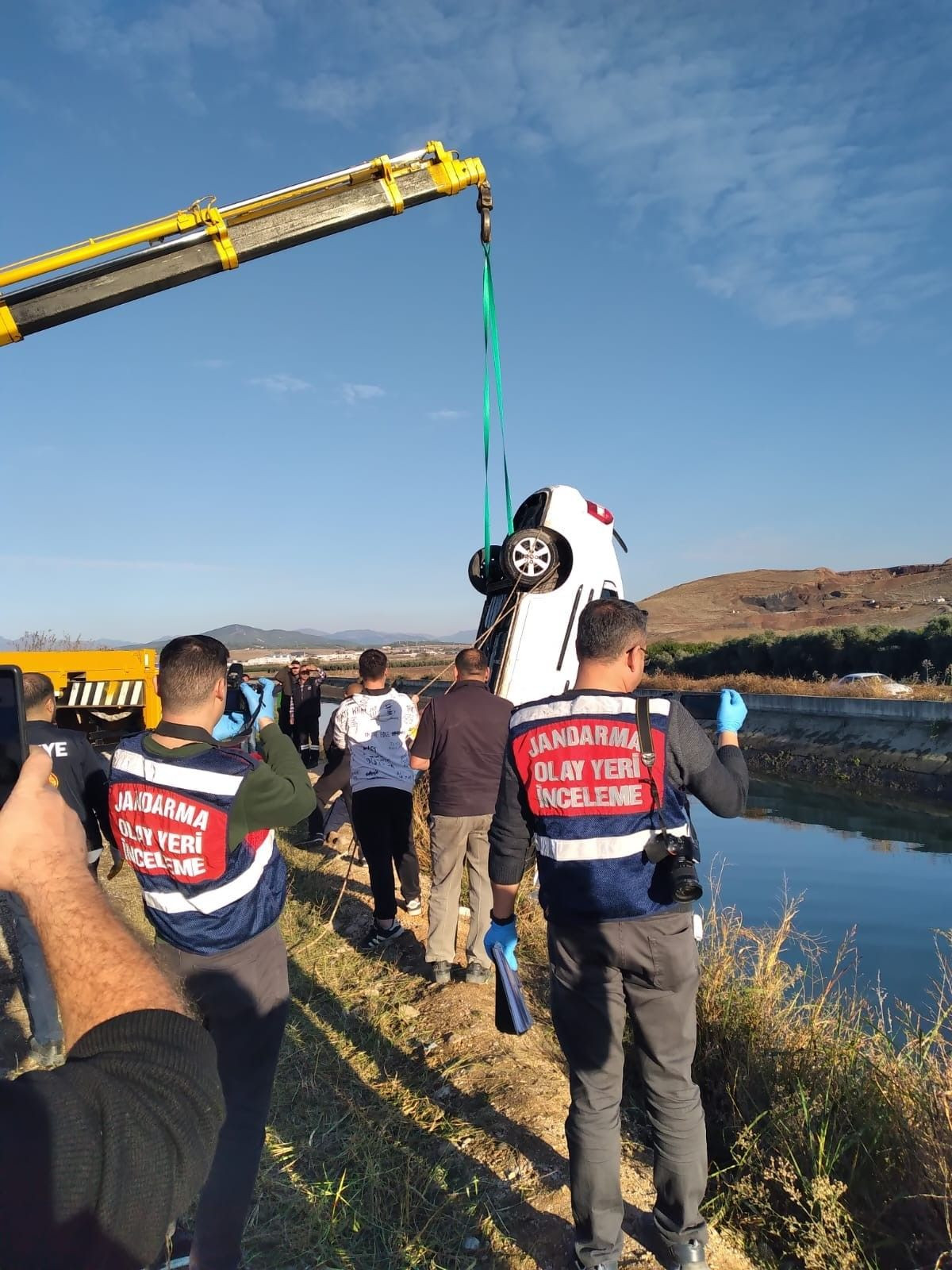 Osmaniye’de Otomobil Kanala Uçtu: Baba ve Oğlu Hayatını Kaybetti! - Sayfa 1