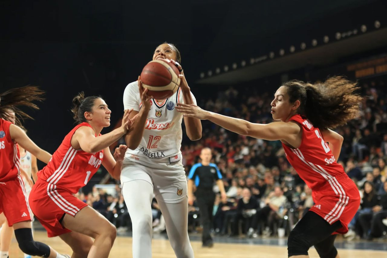 ÇBK Mersin, FIBA Kadınlar EuroLeague'de Olympiakos'u Farklı Geçti - Sayfa 10