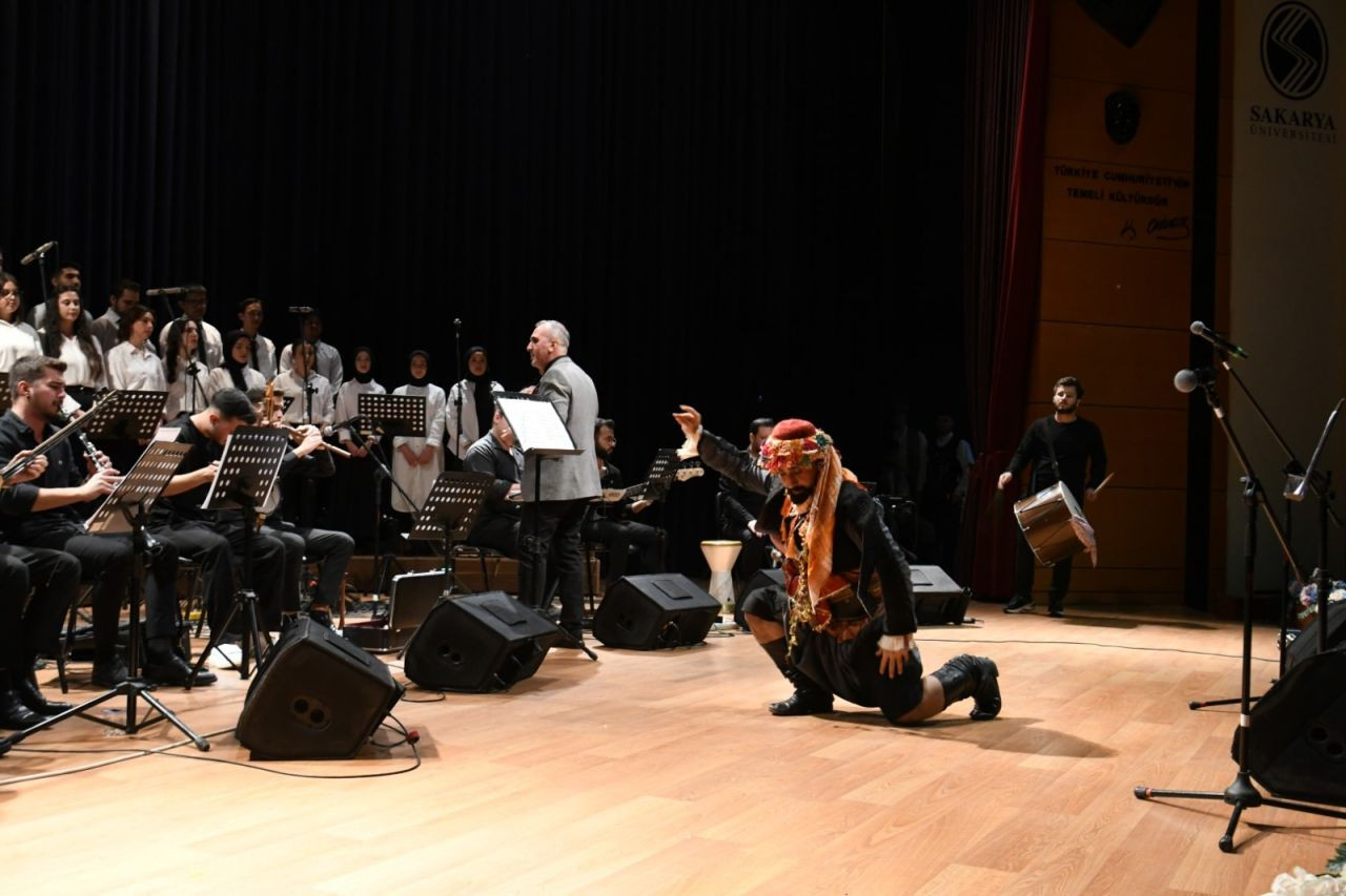 Sakarya Üniversitesi Devlet Konservatuvarı Türk Halk Müziği Konseriyle Büyüledi - Sayfa 2