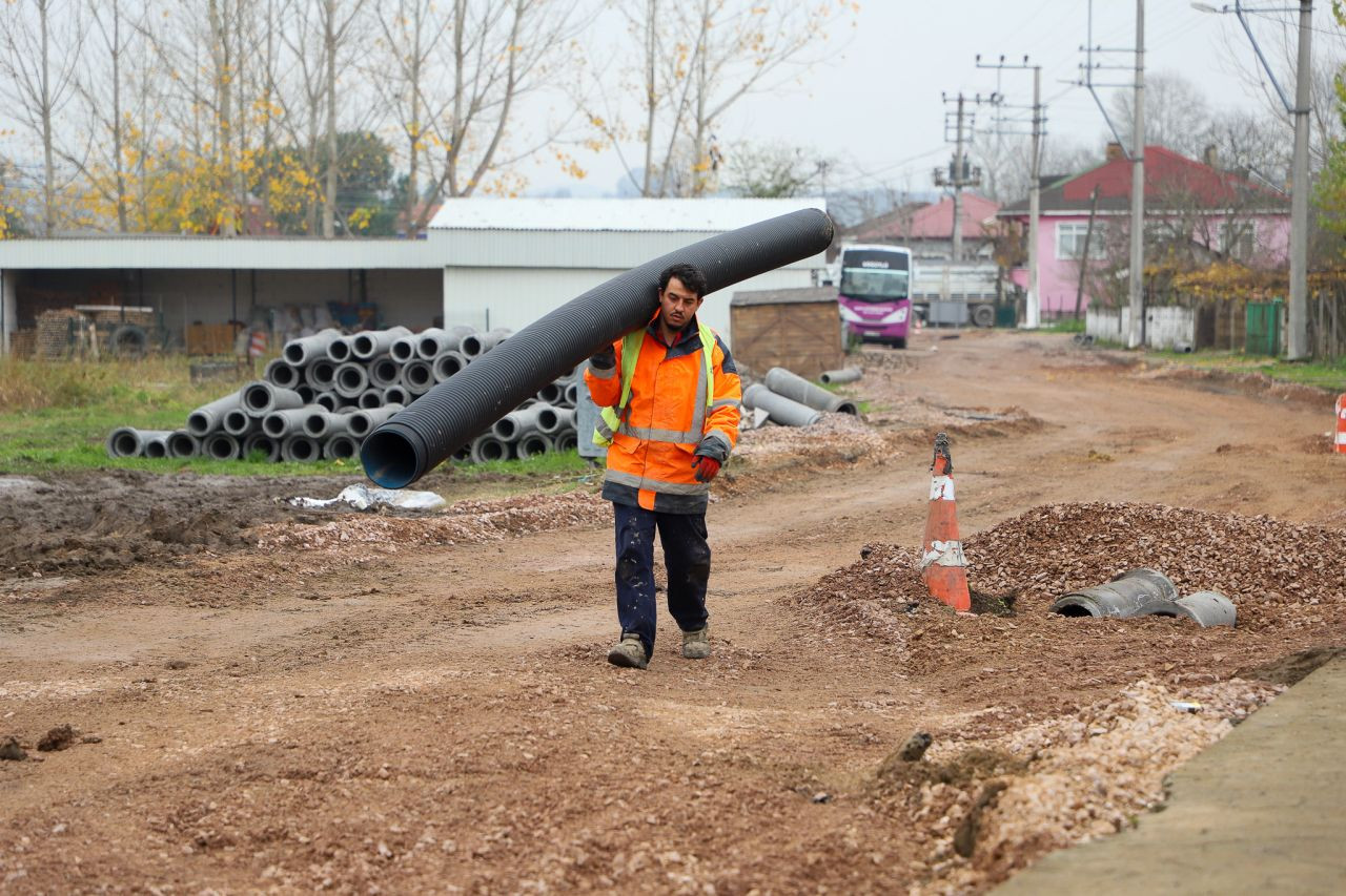 Söğütlü'nün Dev Altyapı Projesinde Hızlı İlerleme: 2 Cadde Trafiğe Kapandı - Sayfa 5