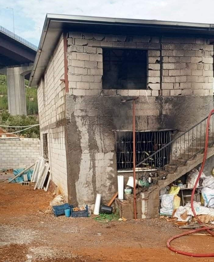 Gaziantep'teki Yangında Dumandan Etkilenen Küçük Abidin Hayatını Kaybetti - Sayfa 4