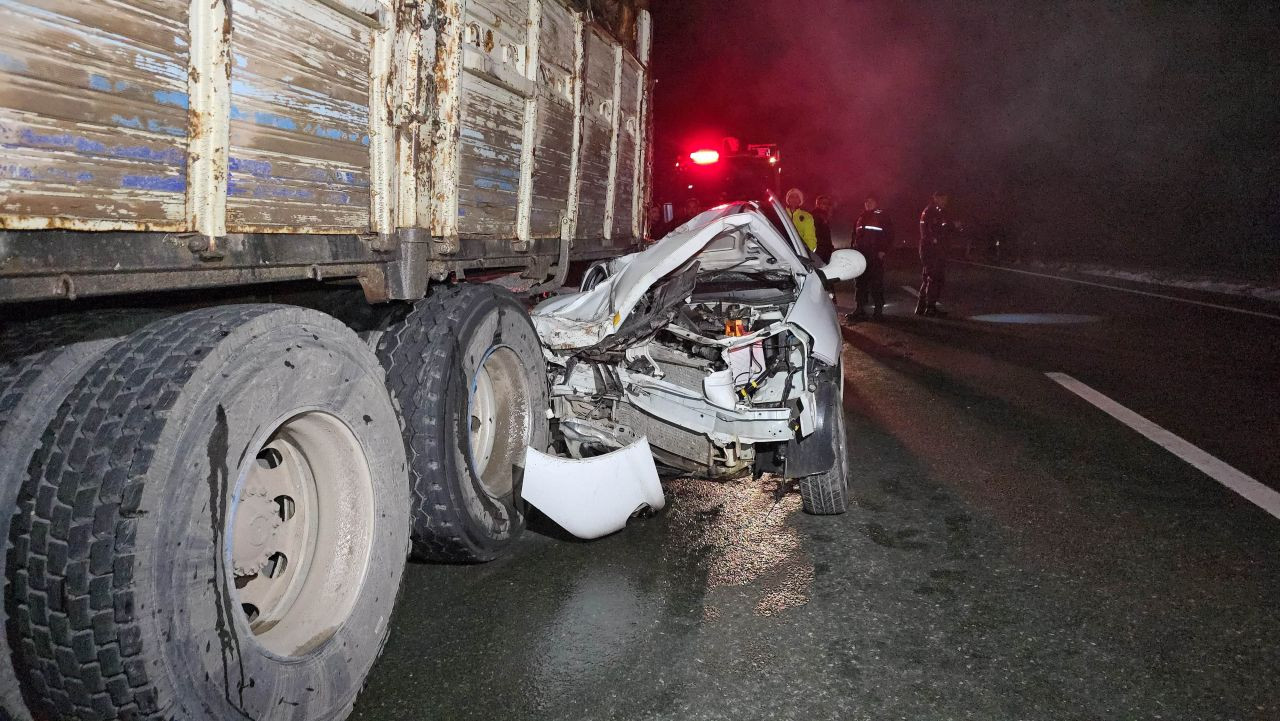 Karabük’te Otomobil Kamyonun Altına Girdi: 1 Yaralı - Sayfa 2