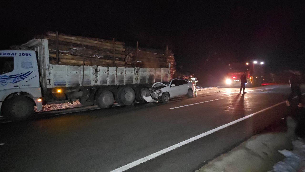 Karabük’te Otomobil Kamyonun Altına Girdi: 1 Yaralı - Sayfa 7