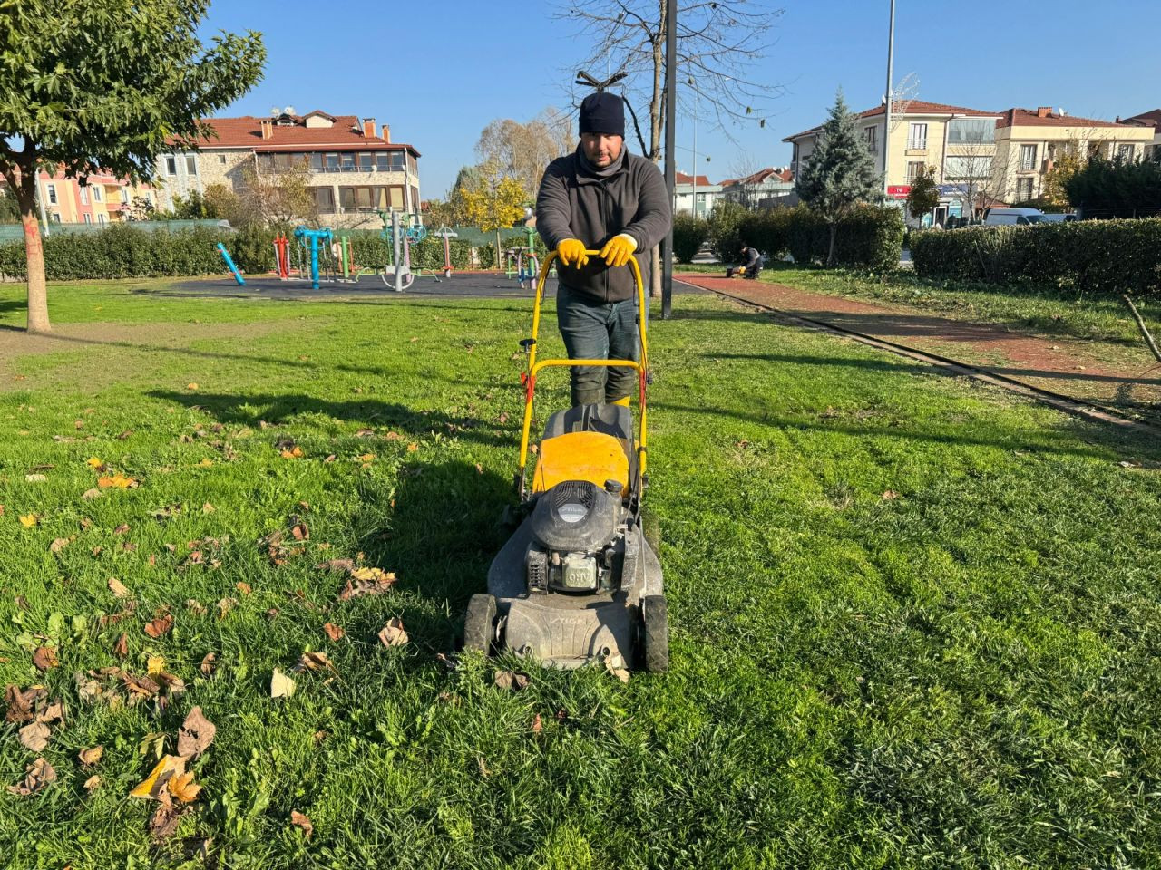 Serdivan Belediyesi Ekiplerinden Temizlik Mesaisine Hız Kesmeden Devam - Sayfa 5