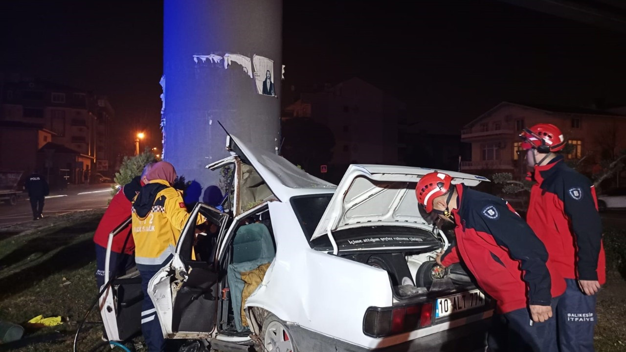 Balıkesir'de feci trafik kazası: 1 ölü