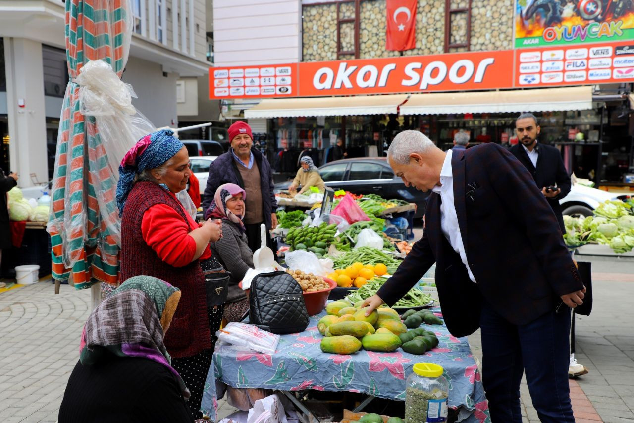 Başkan Özçelik esnafın taleplerini not aldı - Sayfa 6