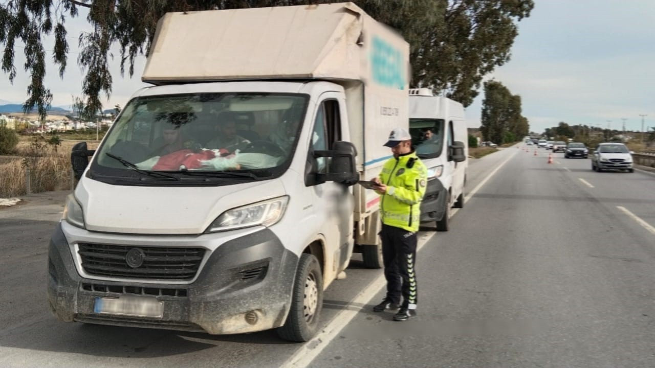 Antalya’da Bir Haftada 60 Bin Araç Kontrol Edildi