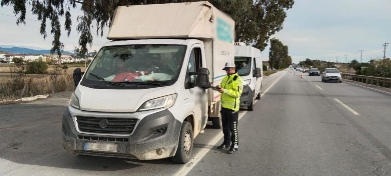 Antalya’da Bir Haftada 60 Bin Araç Kontrol Edildi - Sayfa 1