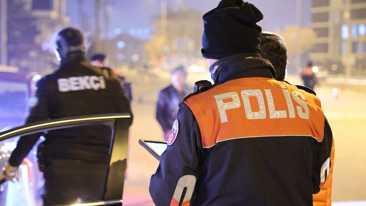 Aksaray'da Polis Ekiplerinden Eş Zamanlı Şok Uygulama