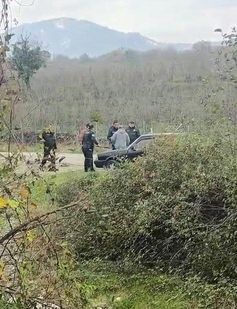 Sakarya'da bir eve silahlı saldırı! Polise yakalanınca tüfeği kafasına dayadı - Sayfa 4