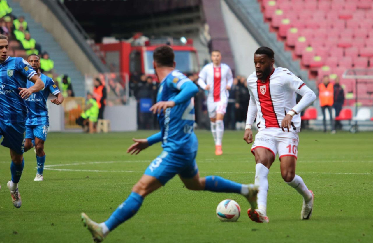 Trendyol Süper Lig: Samsunspor: 1 - Bodrum FK: 0 (İlk yarı) - Sayfa 9