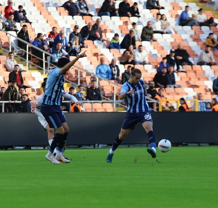 Trendyol Süper Lig: Adana Demirspor: 0 - Konyaspor: 0 (İlk yarı) - Sayfa 8