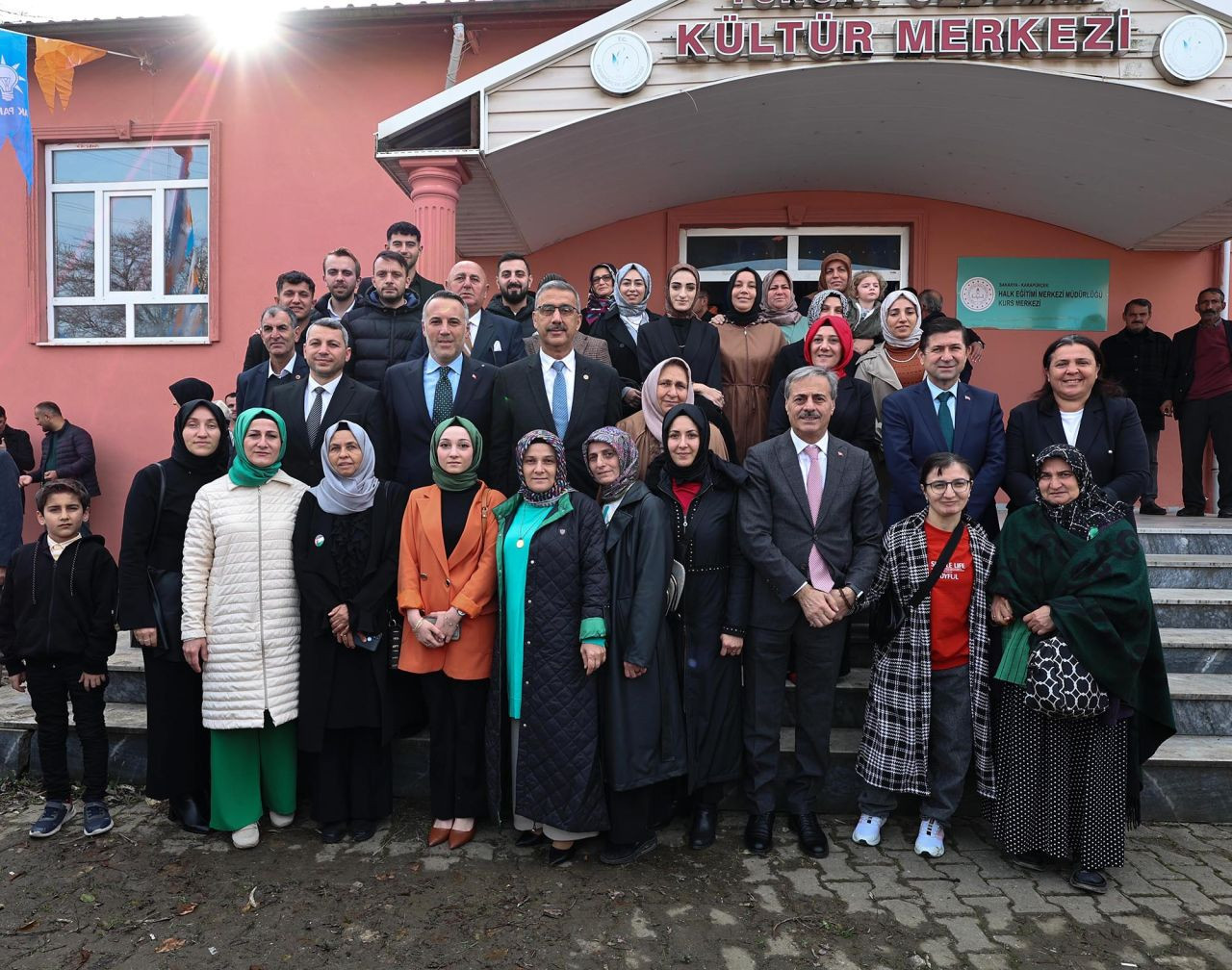 Yusuf Alemdar, Karapürçek'te Halkla Kucaklaştı: “Birlik, beraberlik ve kardeşlikle her mahalleye dokunacağız” - Sayfa 3
