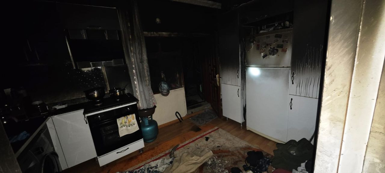 Van'da Şok Eden Yangınlar! Çok Sayıda İşyeri Küle Döndü: 1 Ölü 1 Ağır Yaralı - Sayfa 6