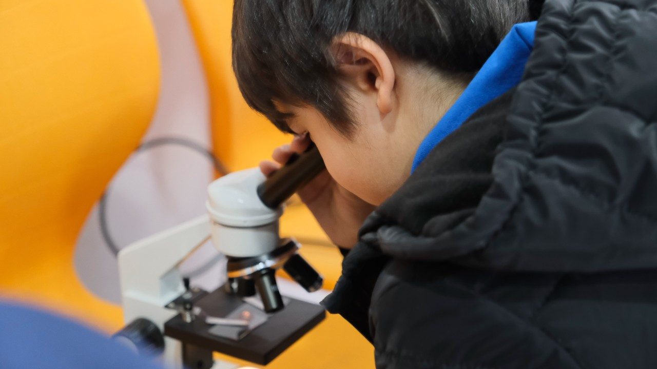 Minikler Esenyurt Belediyesi Çocuk Üniversitesi'ni ziyaret etti