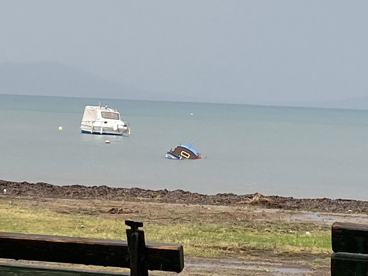 Ayvalık’ta Sağanak Yağış Hayatı Olumsuz Etkiledi - Sayfa 3