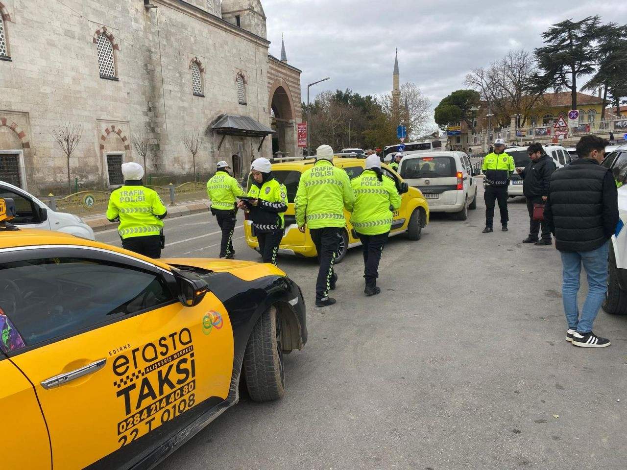 Edirne’de Kış Lastiği Denetimi: 3 Araca Ceza - Sayfa 6